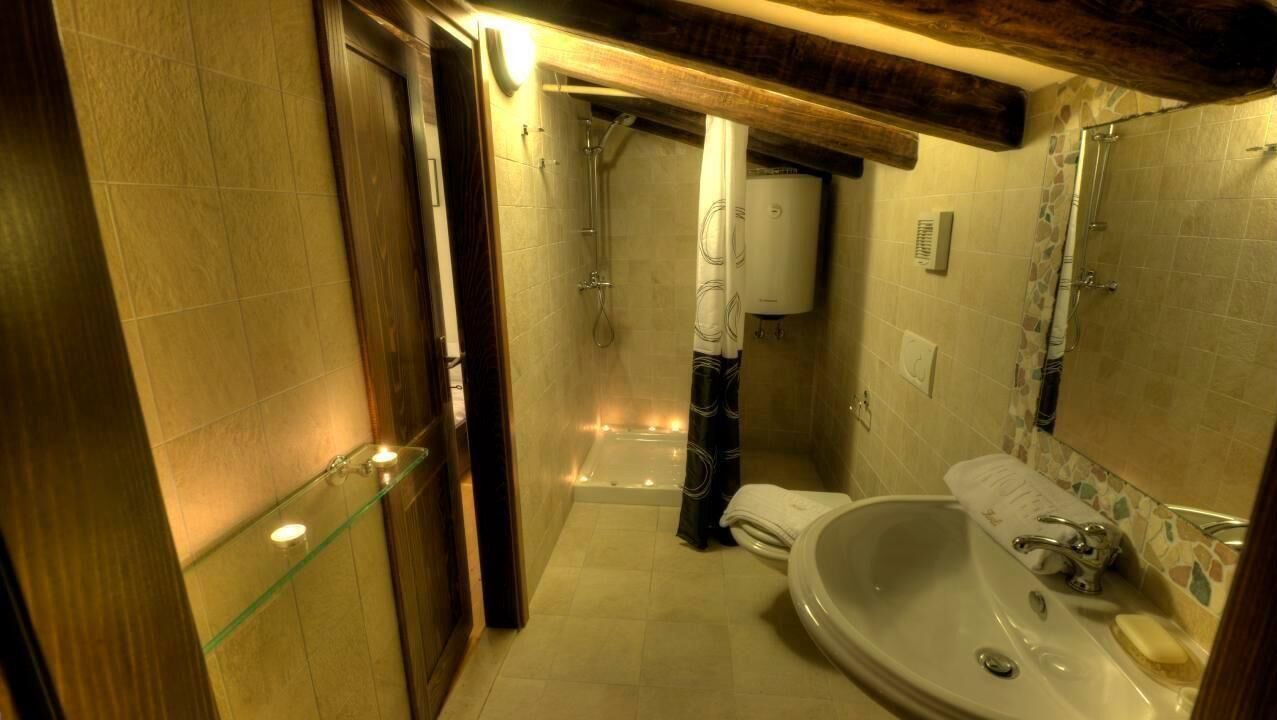 Photo of Bathroom in Kotli