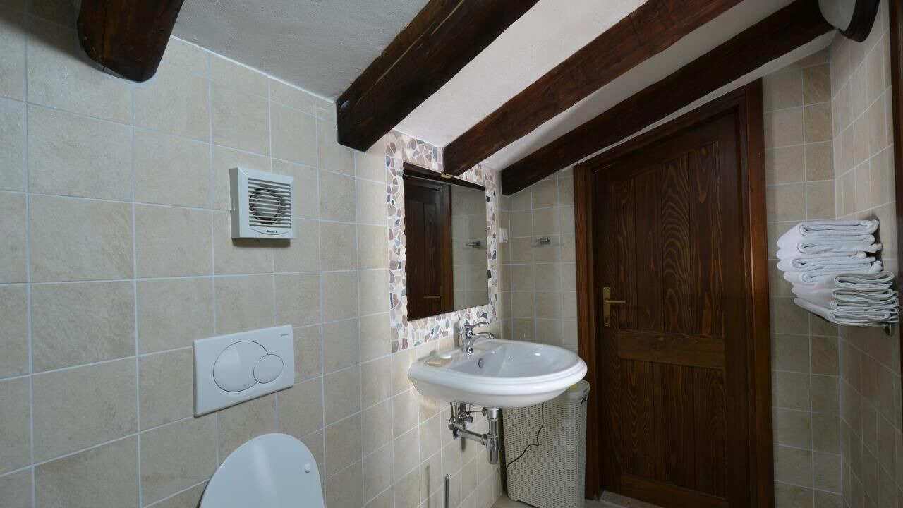 Photo of Bathroom in Kotli