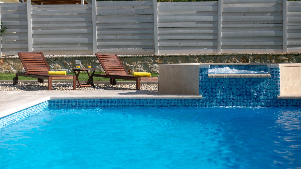 Photo of Outdoor in Tinjan