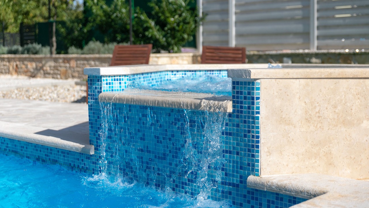 Photo of Outdoor in Tinjan