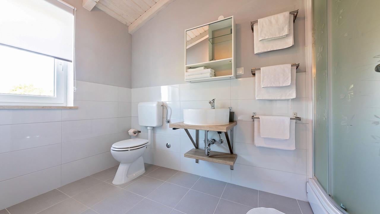 Photo of Bathroom in Tinjan