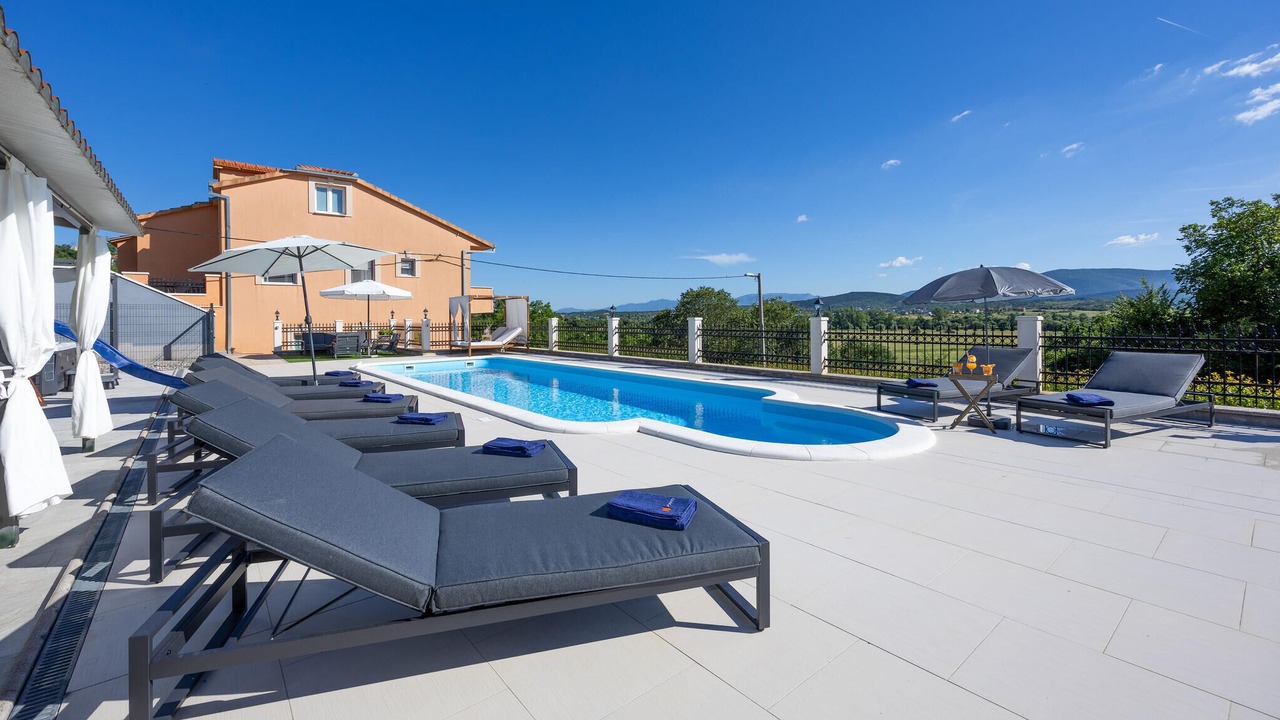 Photo of Outdoor in Citluk