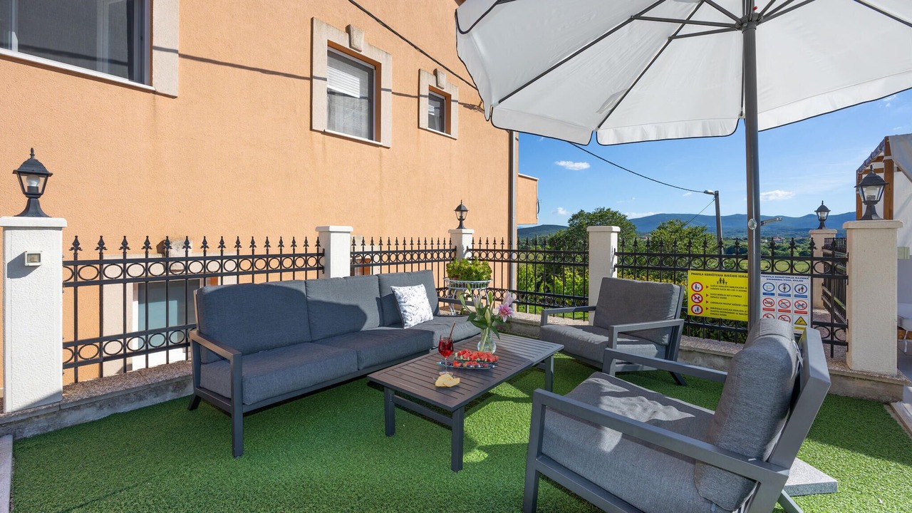Photo of Outdoor in Citluk