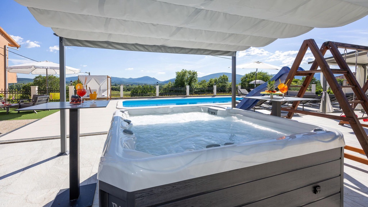 Photo of Outdoor in Citluk