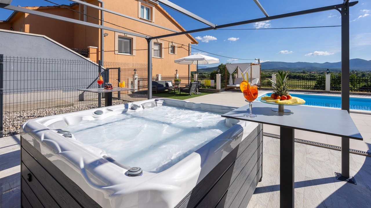 Photo of Outdoor in Citluk