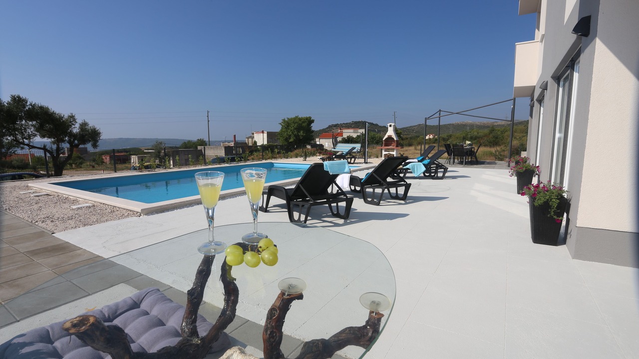 Photo of Outdoor in Rudine