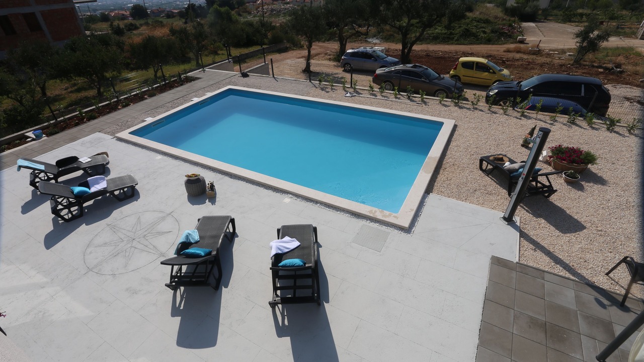 Photo of Outdoor in Rudine