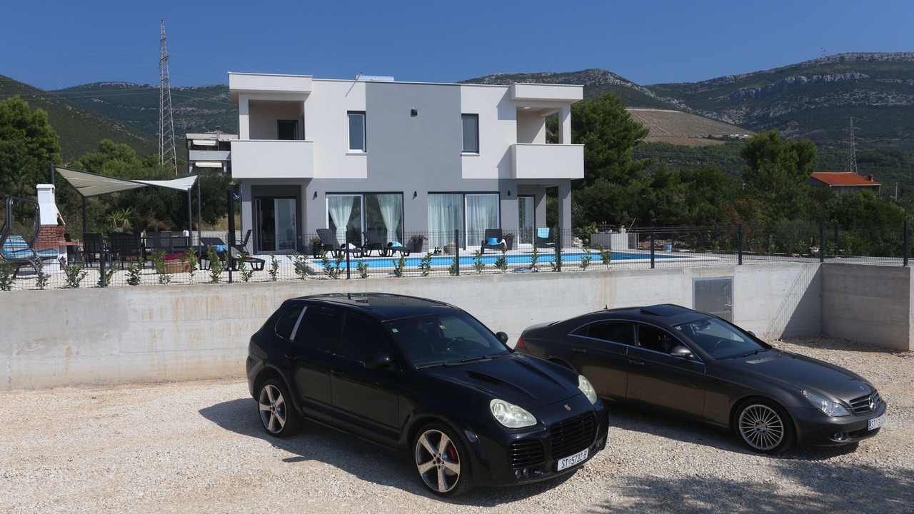 Photo of Outdoor in Rudine