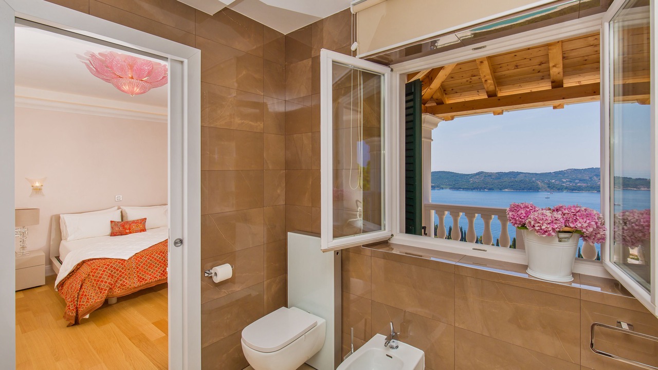 Photo of Bathroom in Orasac