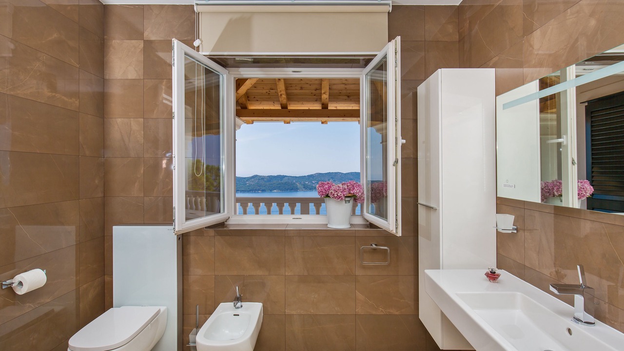 Photo of Bathroom in Orasac