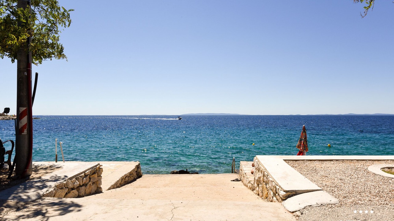 Photo of Outdoor in Lun