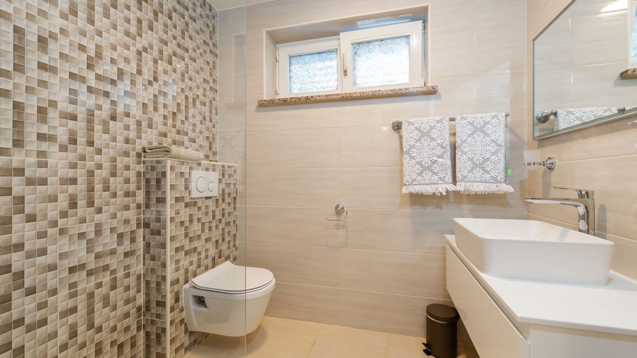 Photo of Bathroom in Ravni