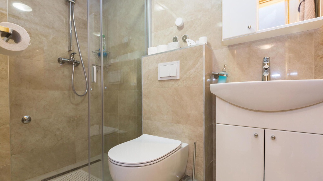 Photo of Bathroom in Blace