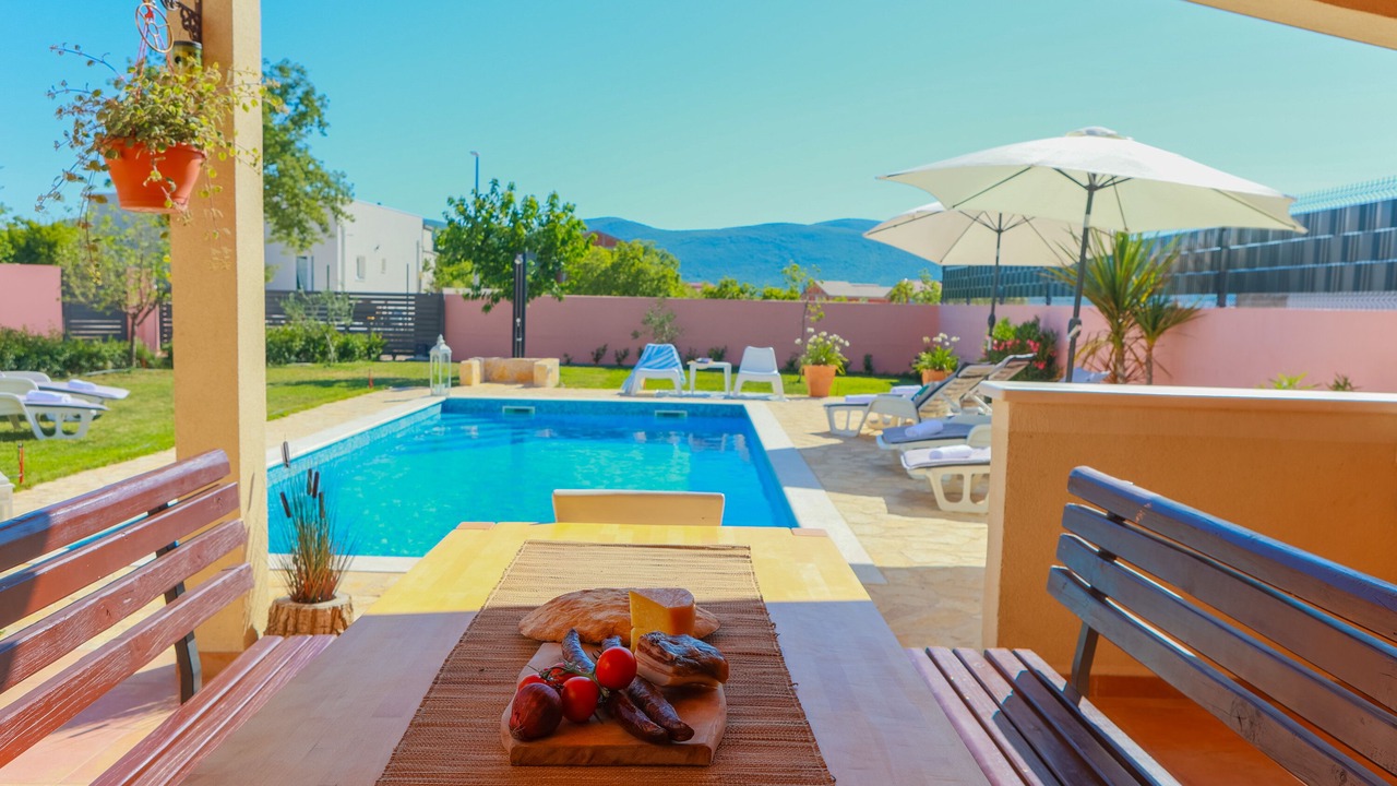 Photo of Outdoor in Dicmo