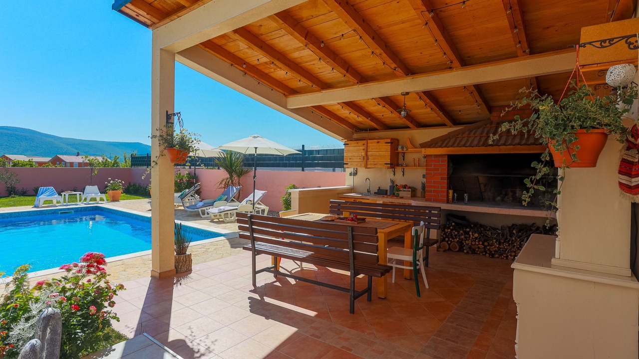Photo of Outdoor in Dicmo