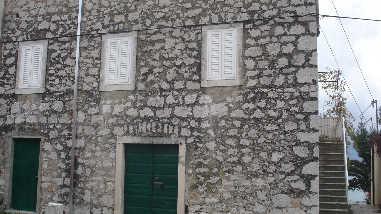Photo of Outdoor in Blace