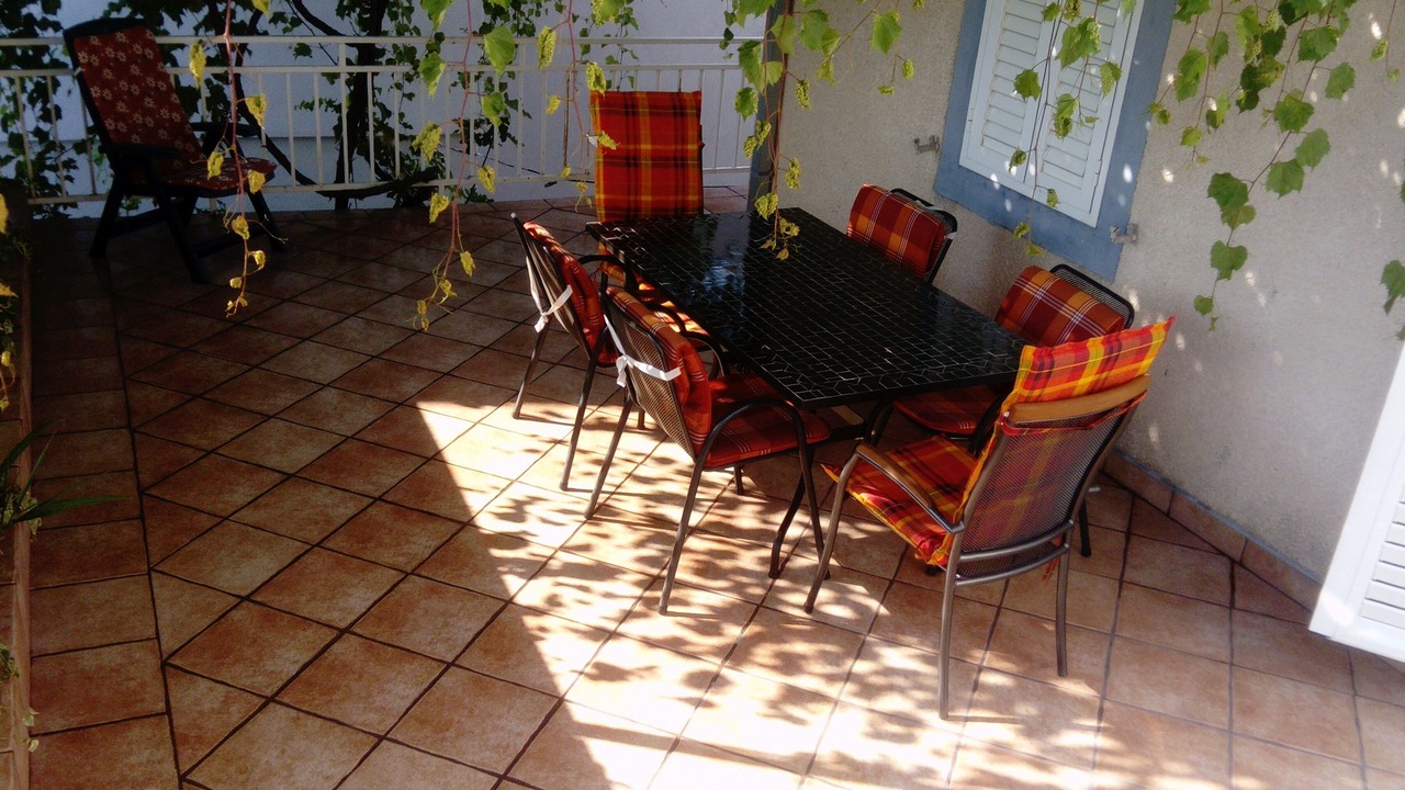 Photo of Outdoor in Blace