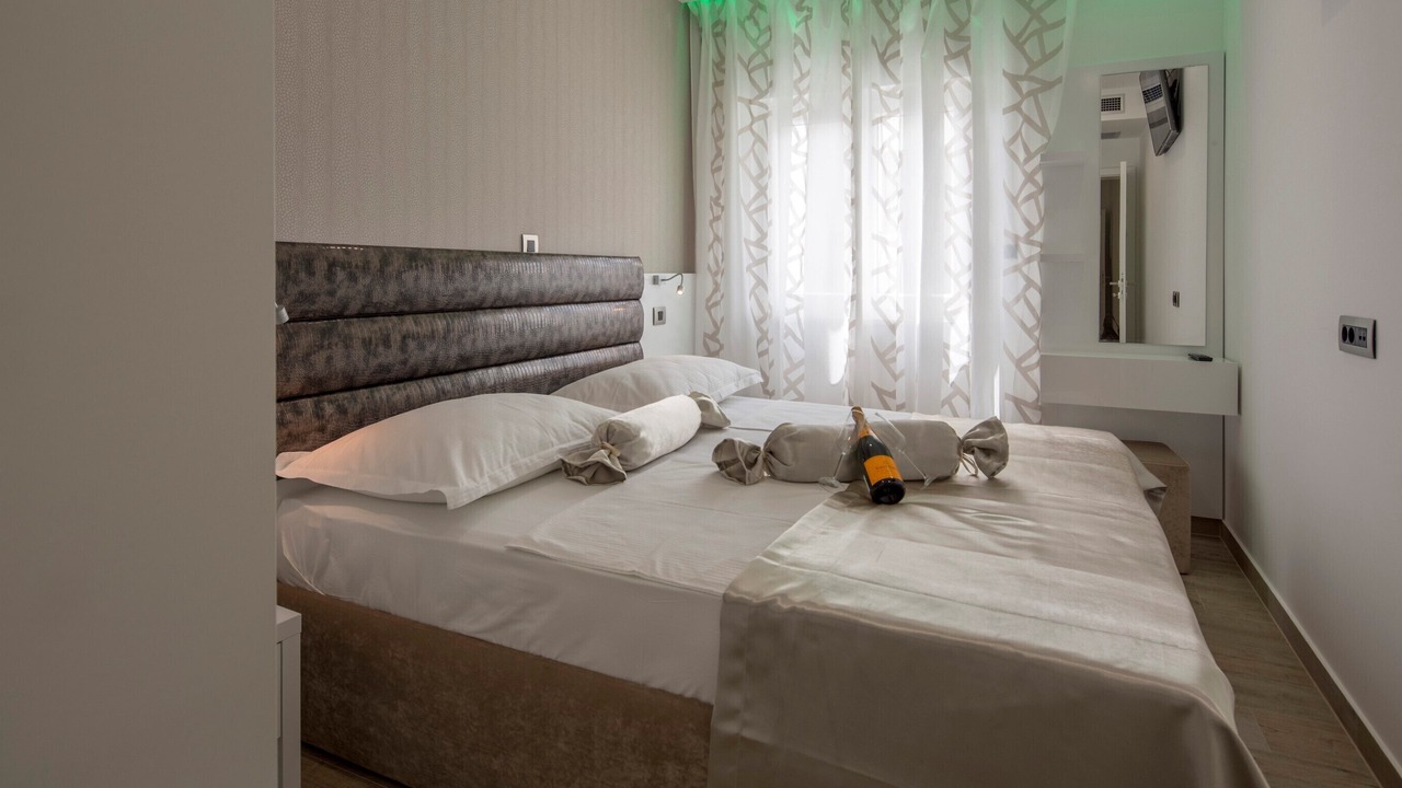 Photo of Bedroom in Duce