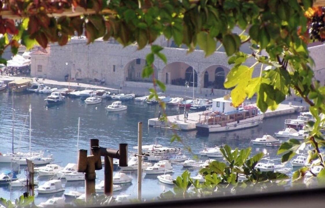 Photo of Others in Ploce