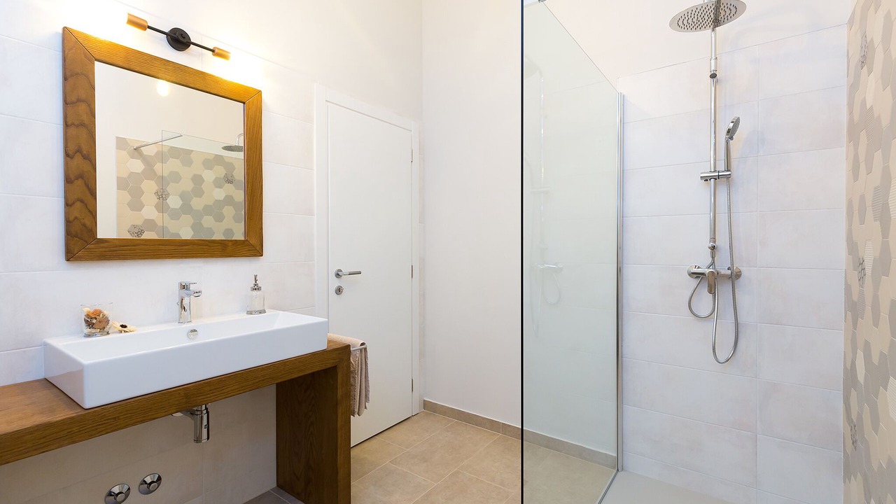 Photo of Bathroom in Tadini