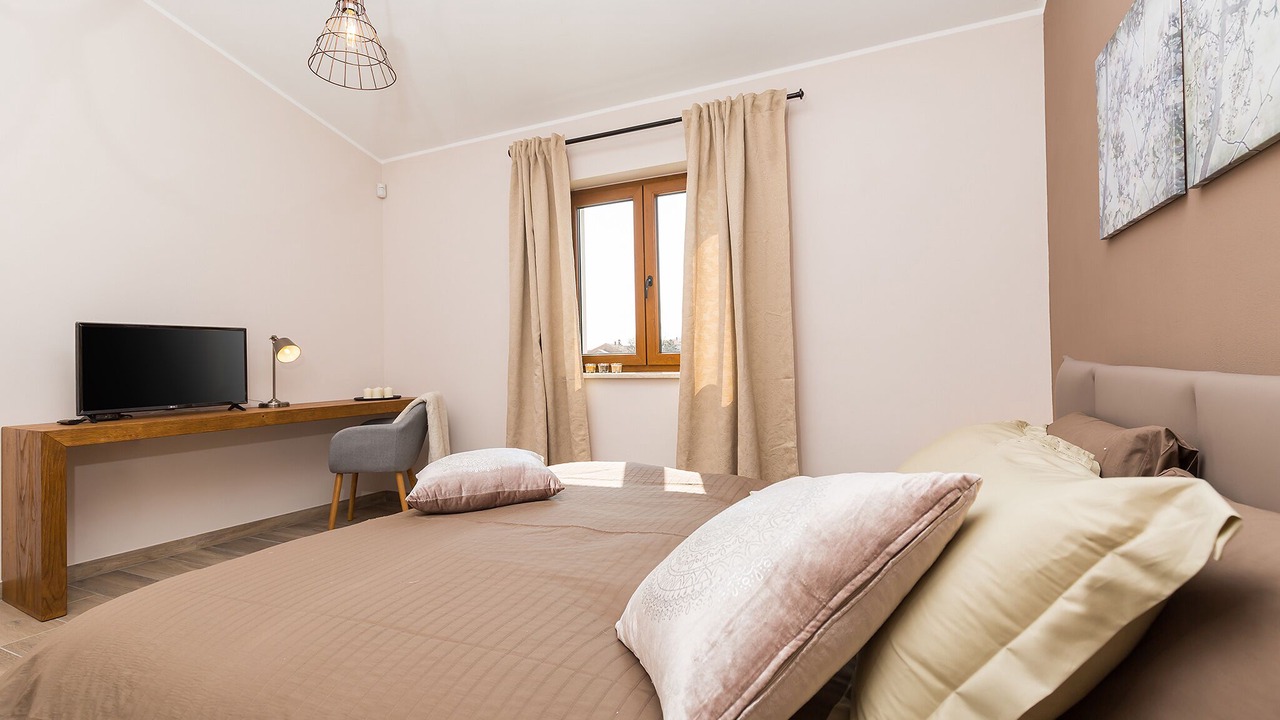 Photo of Bedroom in Tadini