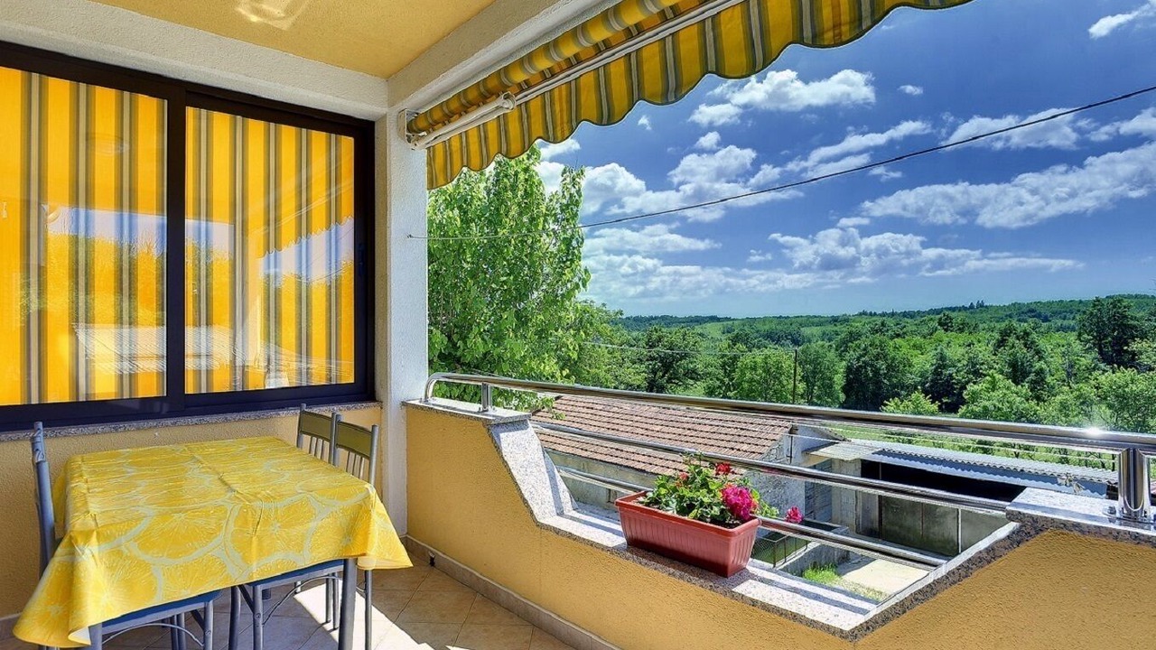 Photo of Outdoor in Lindar