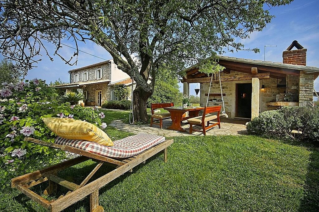 Photo of Outdoor in Vardica