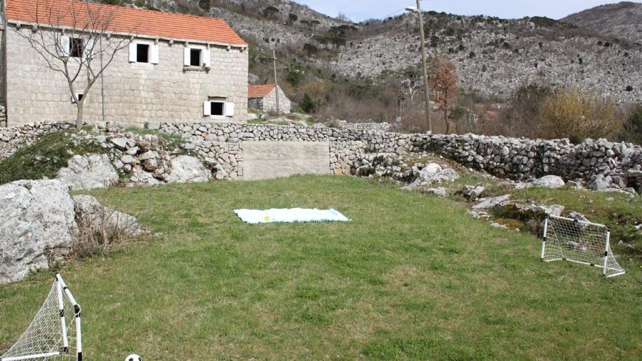 Photo of Outdoor in Stravca