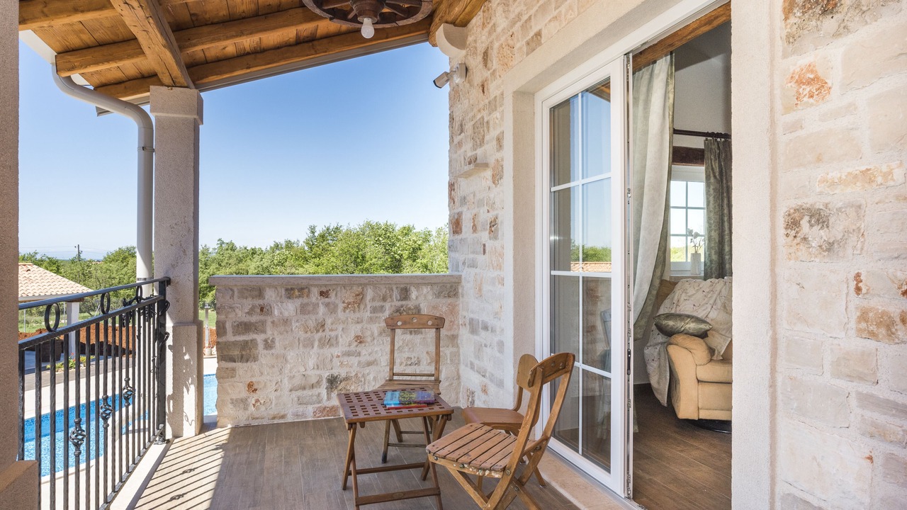 Photo of Patio Balcony in Babici