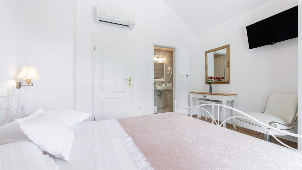 Photo of Bedroom in Podgora