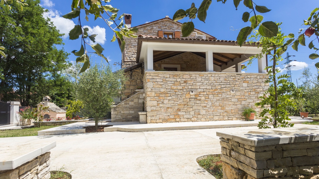 Photo of Outdoor in Ferlini
