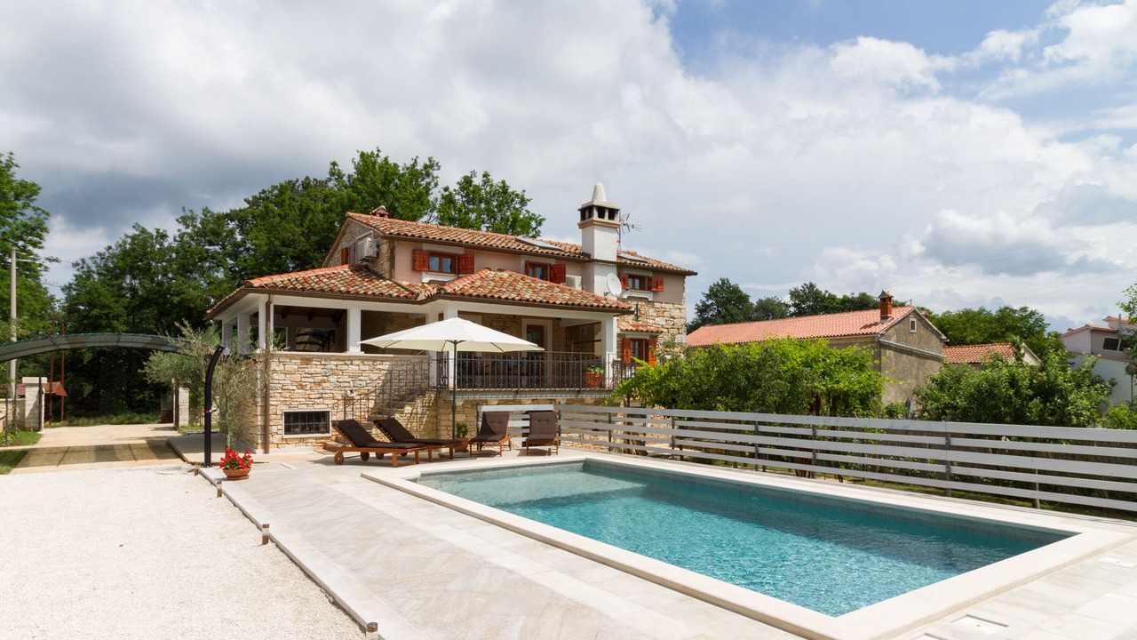 Photo of Outdoor in Ferlini
