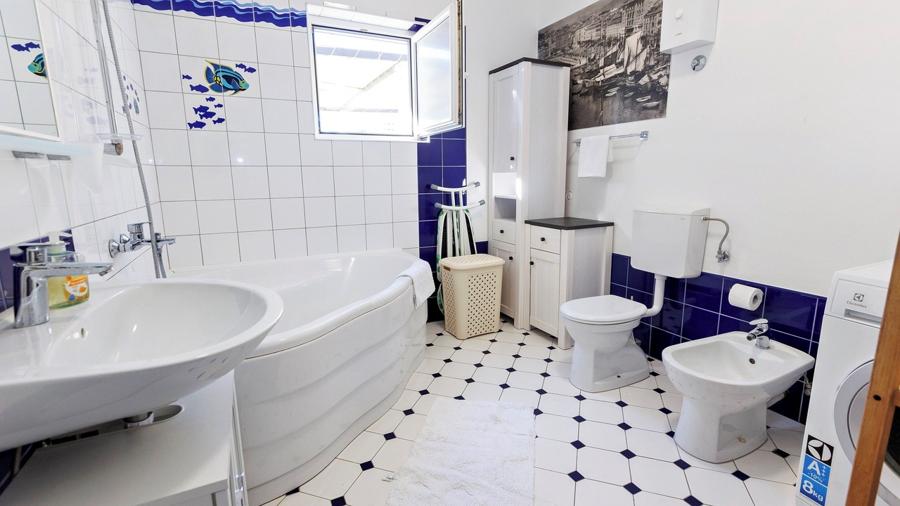 Photo of Bathroom in Znjan