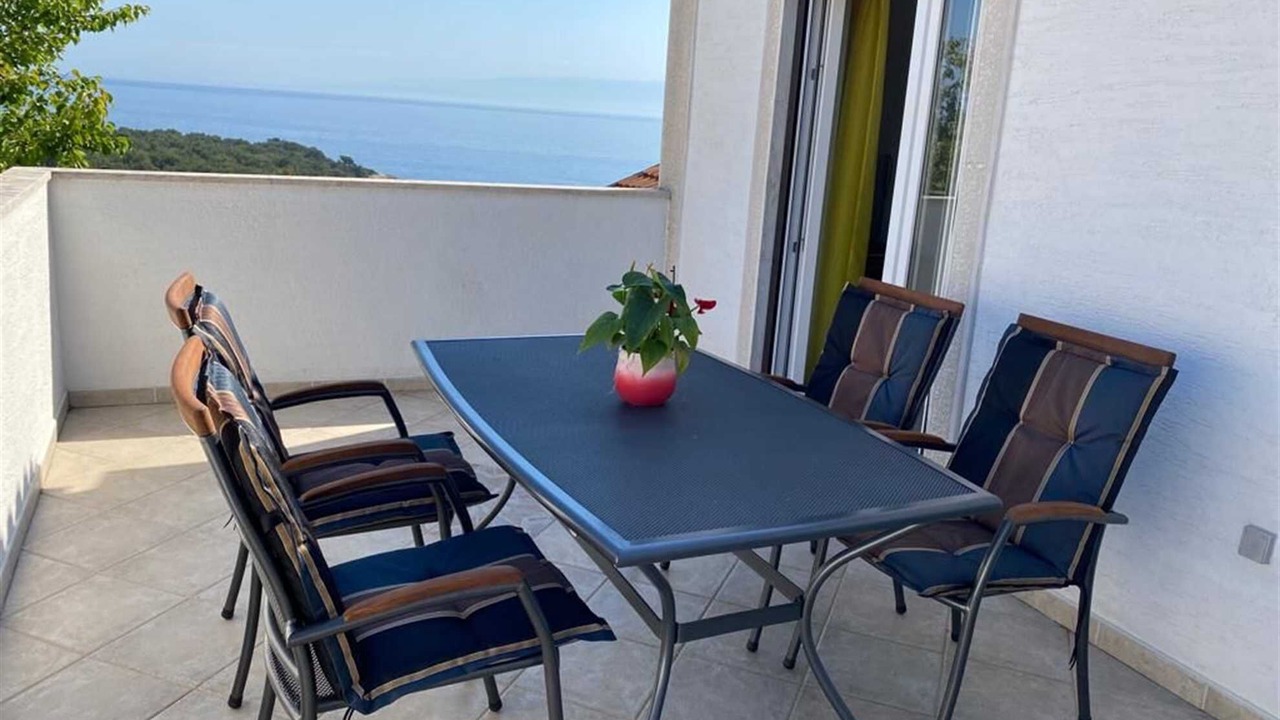 Photo of Outdoor in Cove Murtar