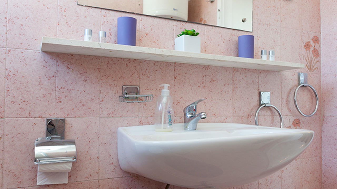 Photo of Bathroom in Pile