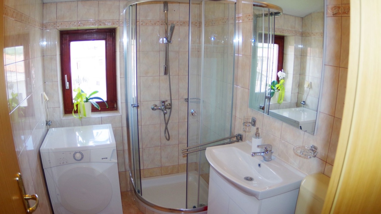 Photo of Bathroom in Kujici