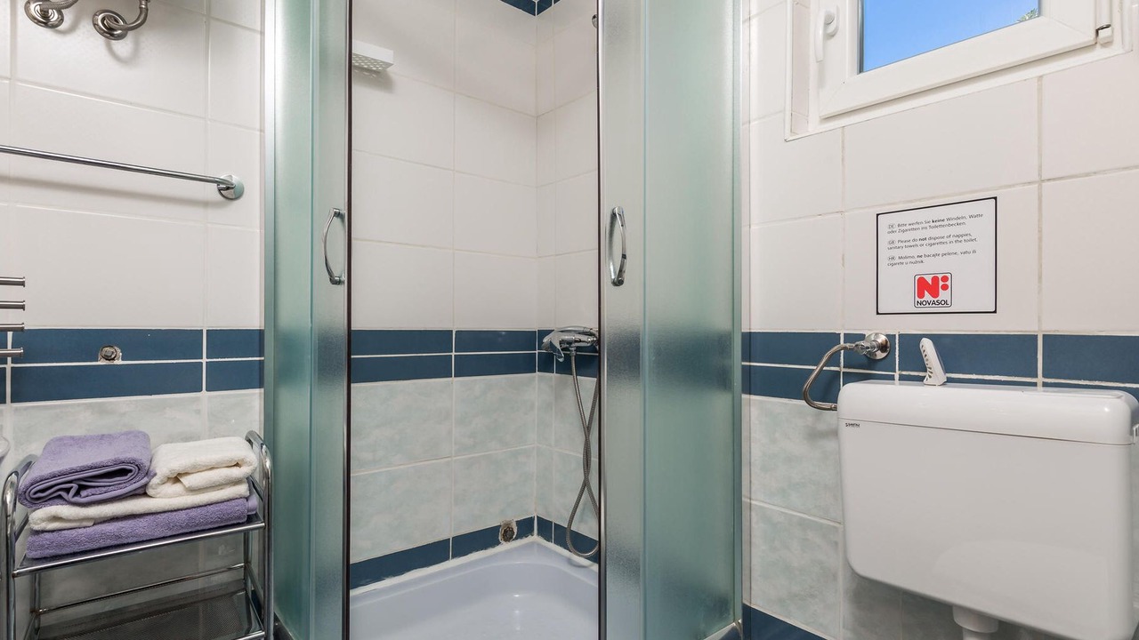 Photo of Bathroom in Stinica