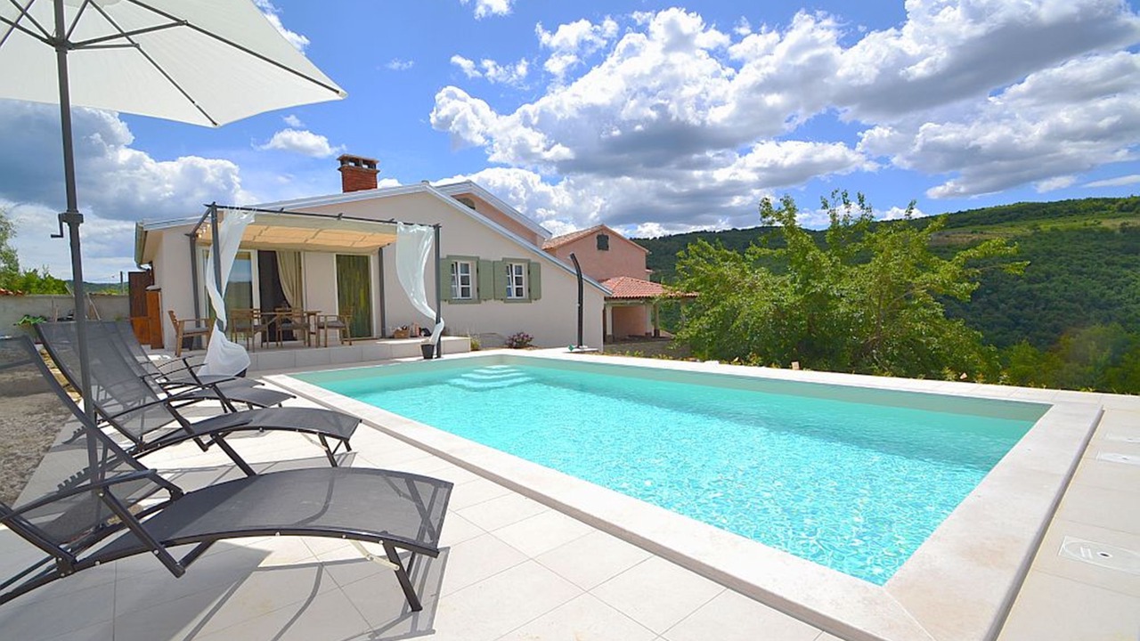 Photo of Outdoor in Brkac