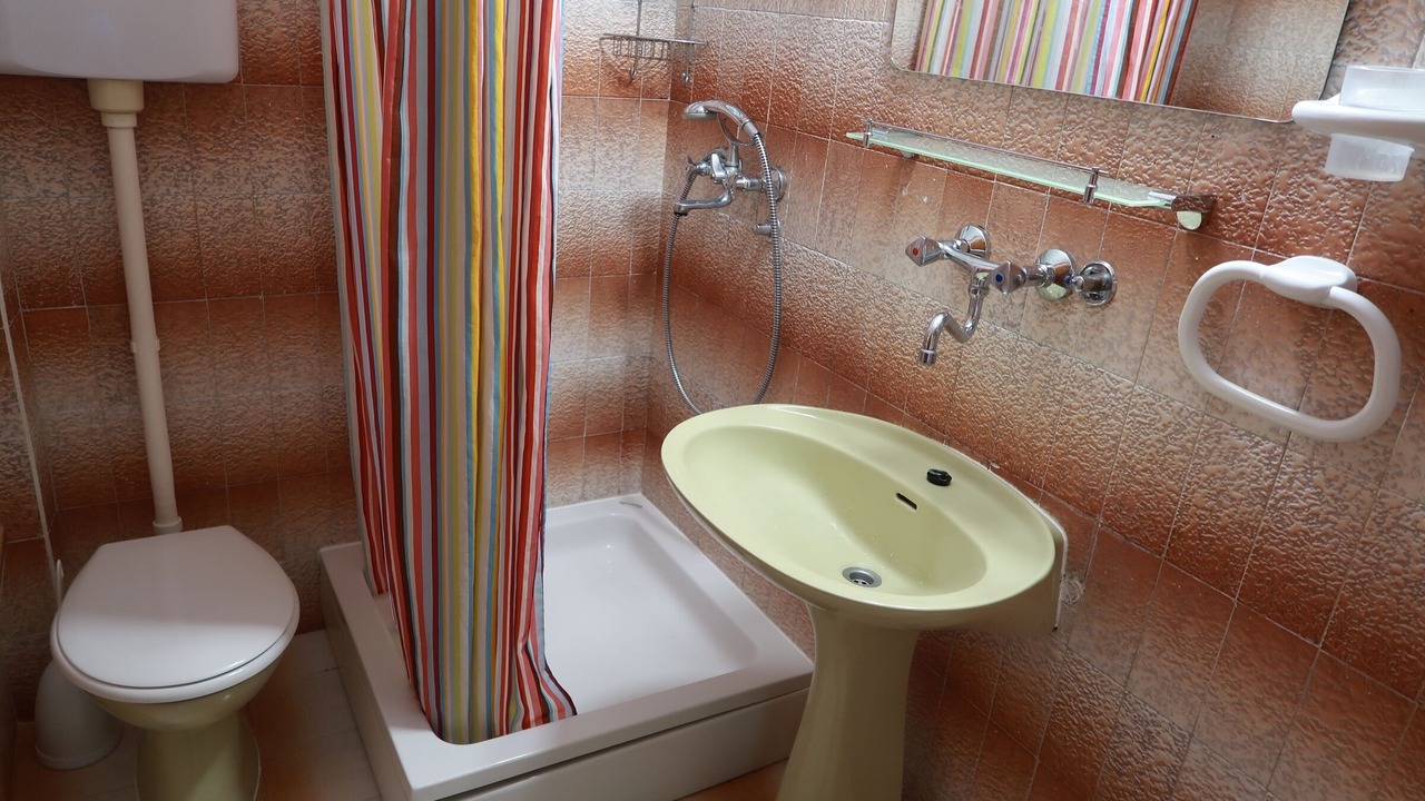Photo of Bathroom in Loviste