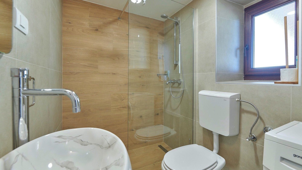 Photo of Bathroom in Orihi