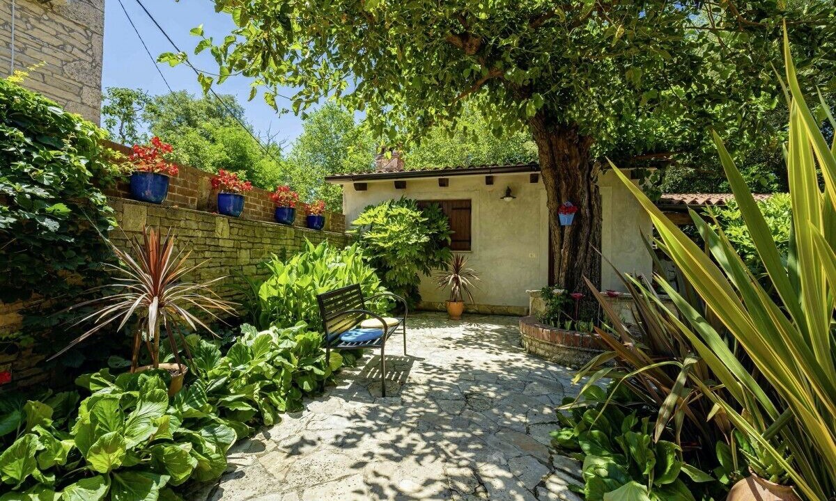 Photo of Patio Balcony in Glavani