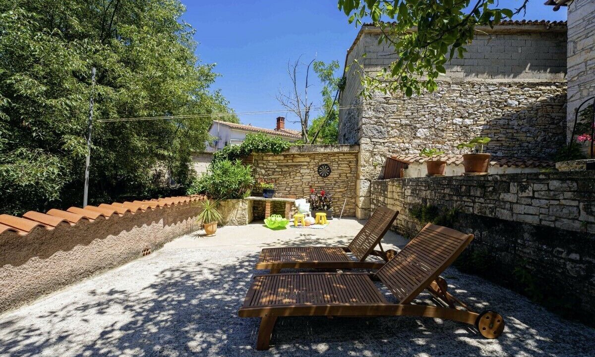 Photo of Patio Balcony in Glavani