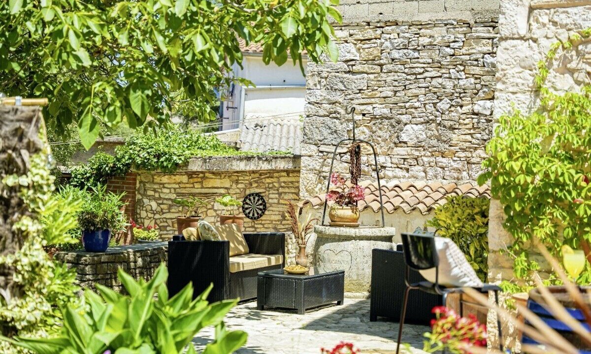 Photo of Patio Balcony in Glavani