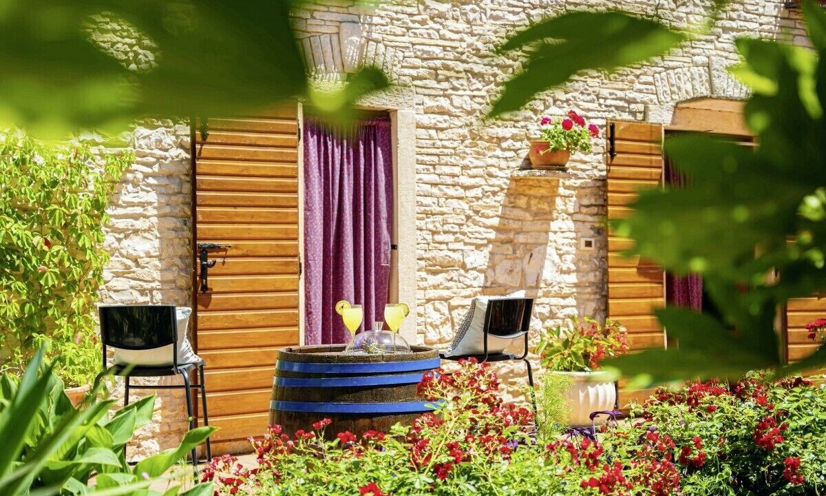 Photo of Outdoor in Glavani