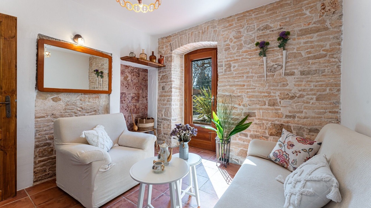 Photo of Livingroom in Glavani