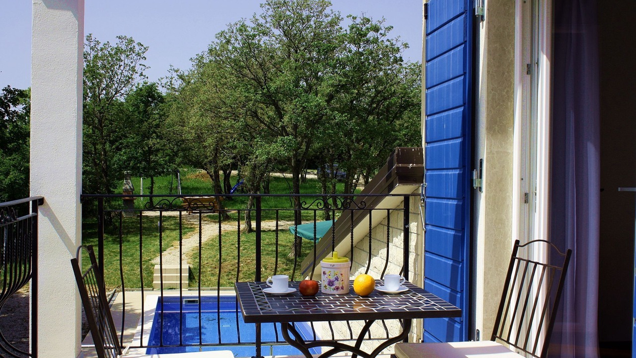 Photo of Patio Balcony in Kunj