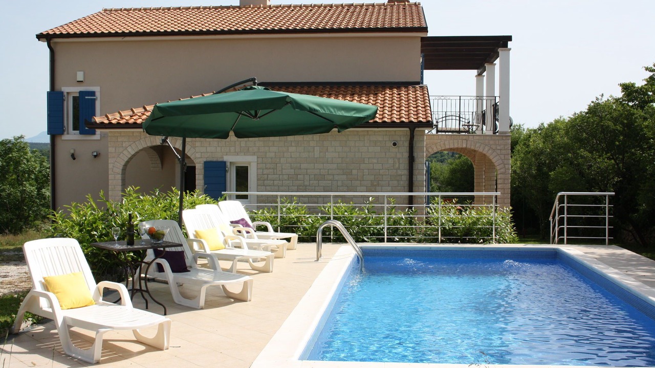 Photo of Outdoor in Kunj