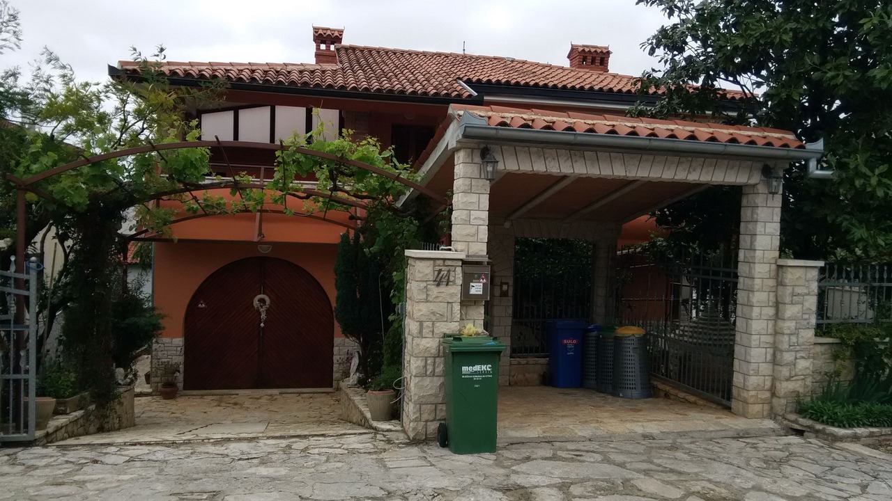 Photo of Outdoor in Banjole