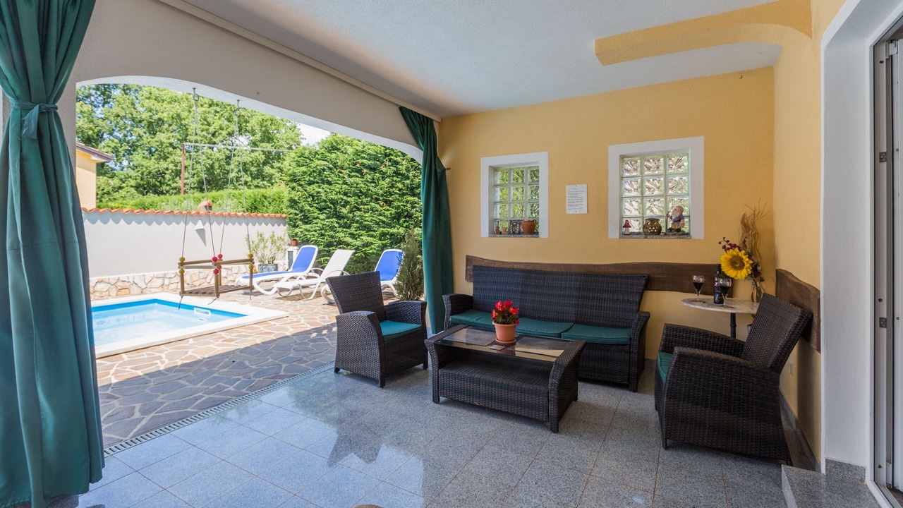 Photo of Patio Balcony in Kaldanija