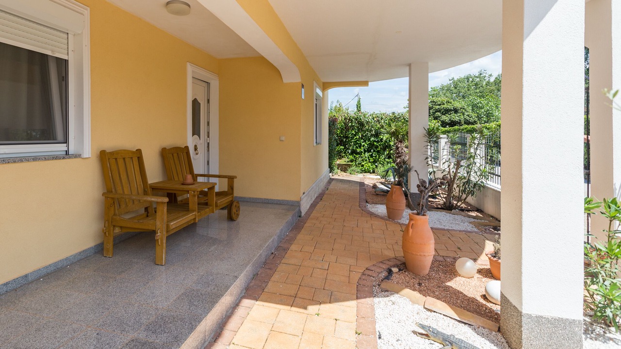 Photo of Patio Balcony in Kaldanija